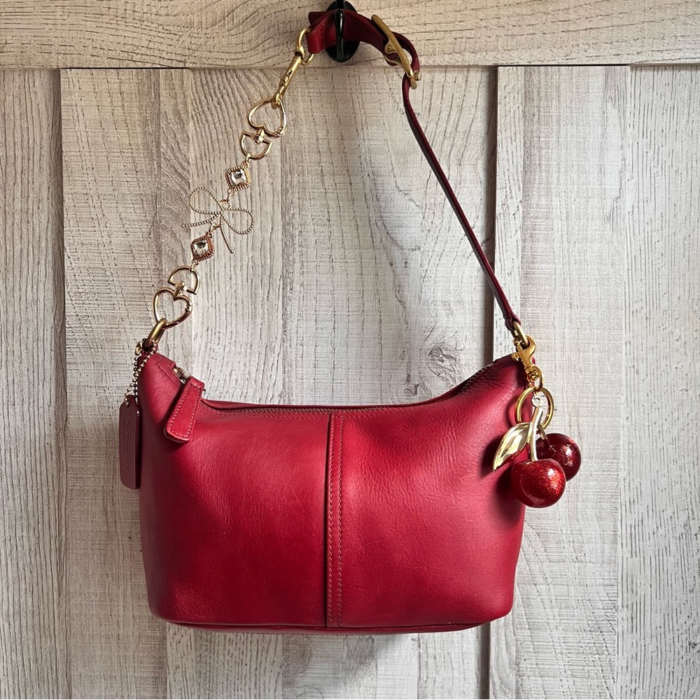 Vintage Coach Hampton Demi Legacy Cherry Red Shoulder Bag